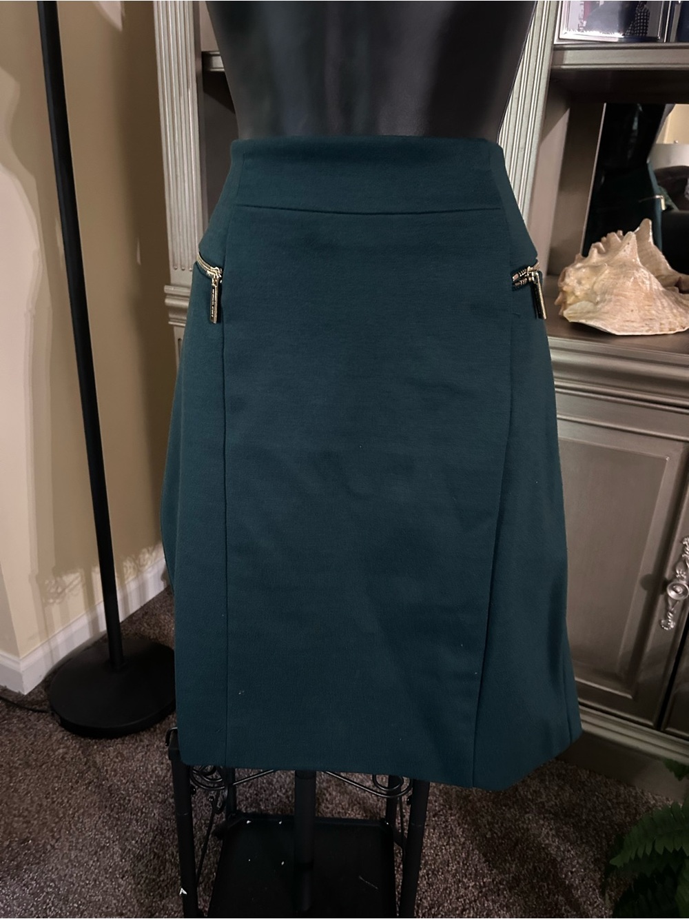 Michael Kors Green A-Line Skirt with Zip Pocket Details size 10